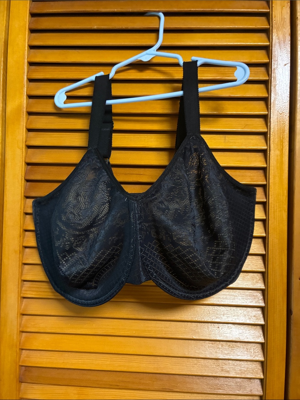 Wacoal Black Lace Full-Coverage Underwire Bra